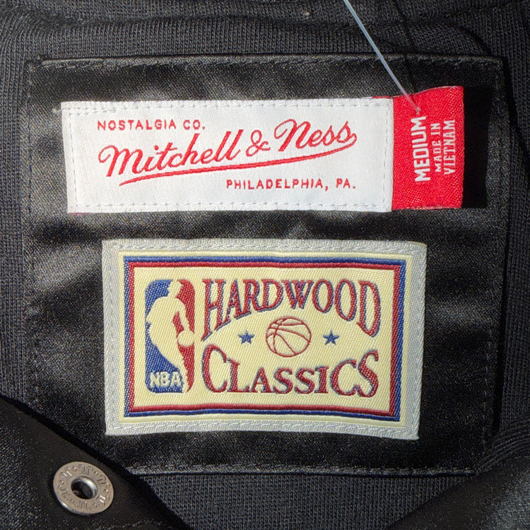 Mitchell & Ness Philadelphia 76ers Satin Jacket Sz M