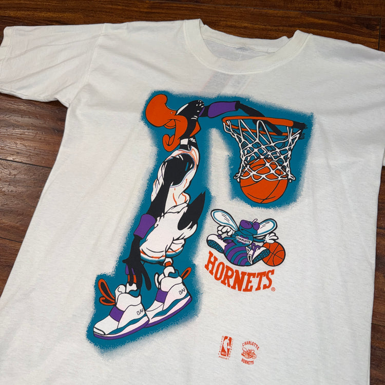 90's Daffy Duck Charlotte Hornets Tee Sz L