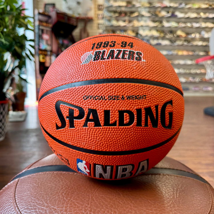 Blazers 1993-94 Team Autographed Ball