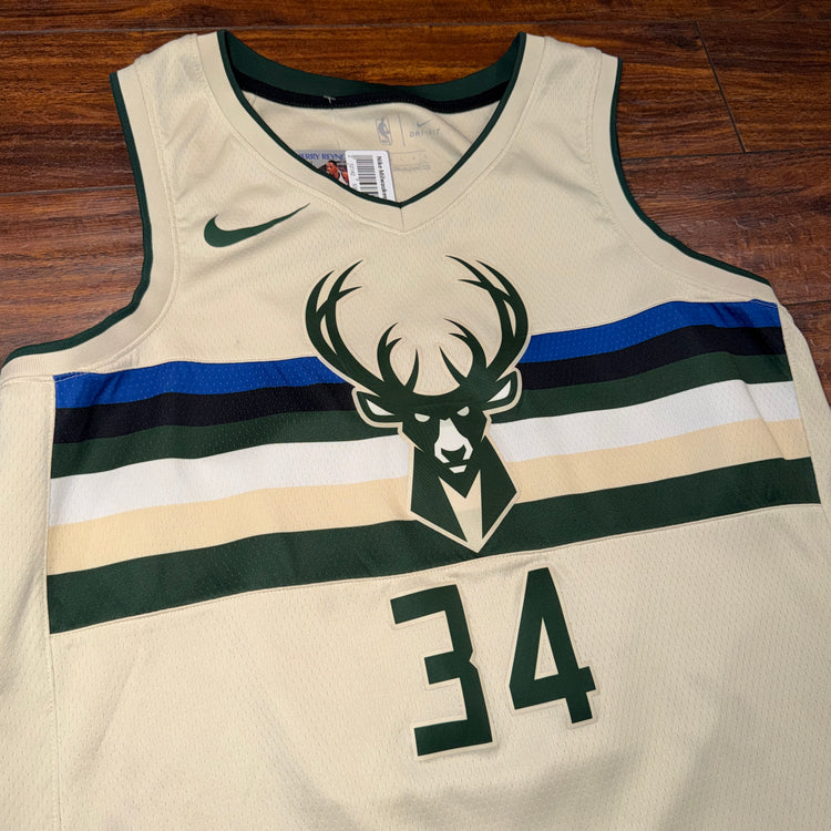 Nike Milwaukee Bucks Giannis Antetokounmpo City Edition Jersey Sz L