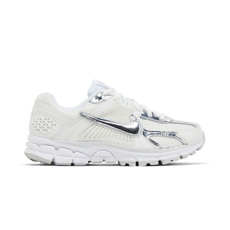 DS Nike Vomero 5 Chrome Toe Multiple Women’s Sizes