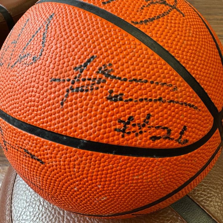 Blazers 1993-94 Team Autographed Ball