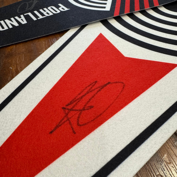 Blazers Autographed Ant Simons Bundle