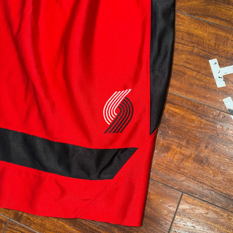 Nike 00's Red Portland Trail Blazers Shorts Sz XL