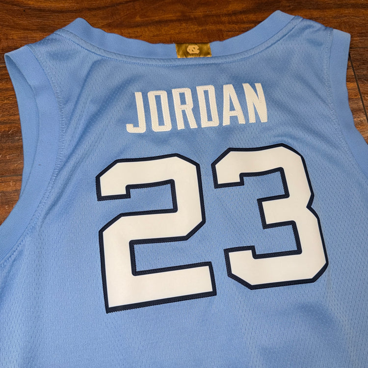 Jordan Limited Edition UNC Tar Heels MJ Jersey Sz XL