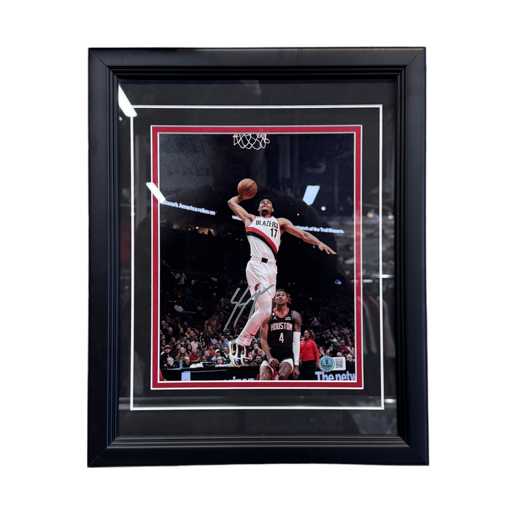 Beckett Authentic Shaedon Sharpe “Flight” Autographed Framed Photo