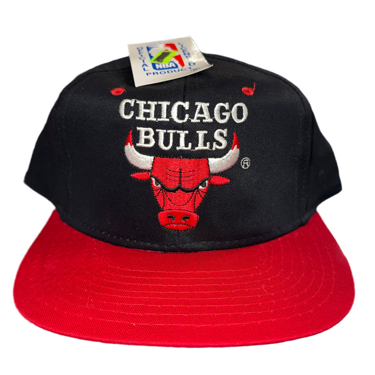 NWT 90'S Chicago Bulls Snapback