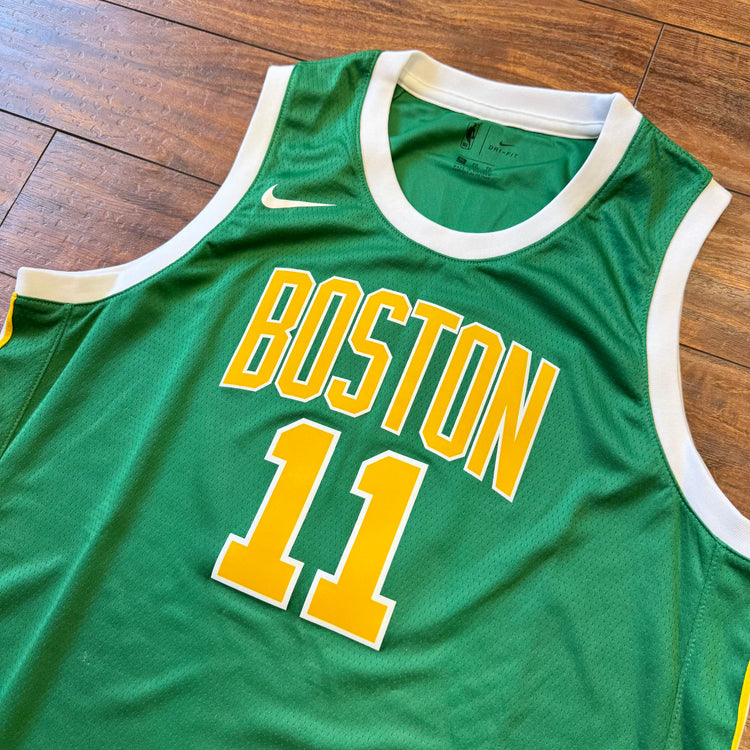 NWT Nike Boston Celtics Kyrie Irving Jersey Youth XL