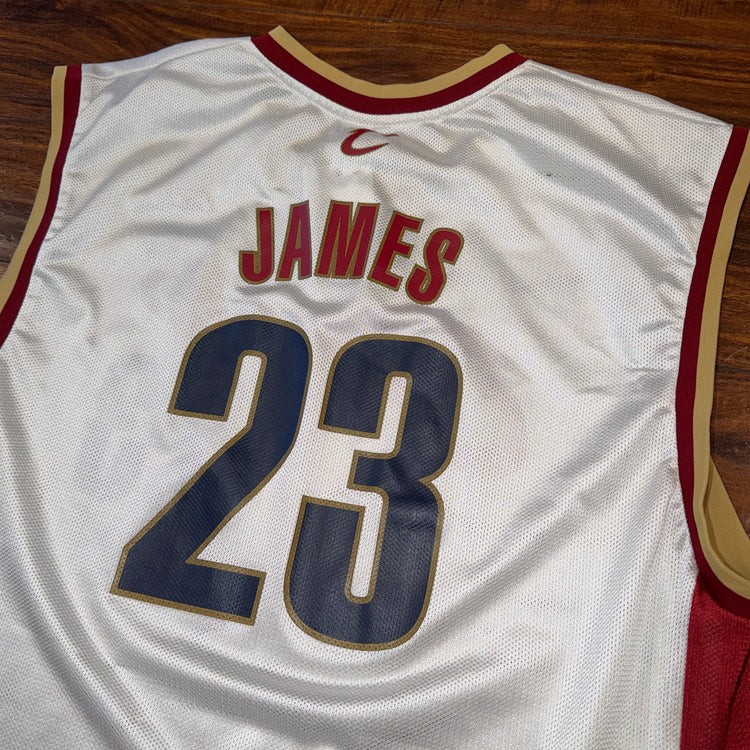 Reebok Cleveland Cavaliers LeBron James Jersey Sz XL