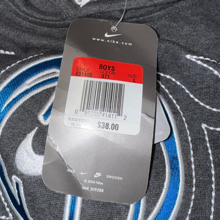 NWT Nike 00's Youth Hoodie Sz YL