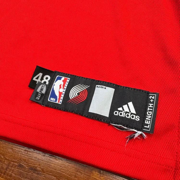 Adidas 2007-08 Blazers Von Wafer Game Issued + Autographed Jersey Sz XL + 2”