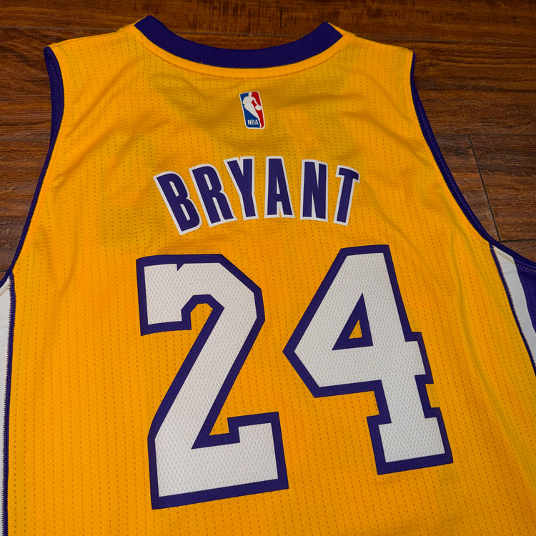 Adidas Los Angeles Lakers Kobe Bryant Jersey Sz L