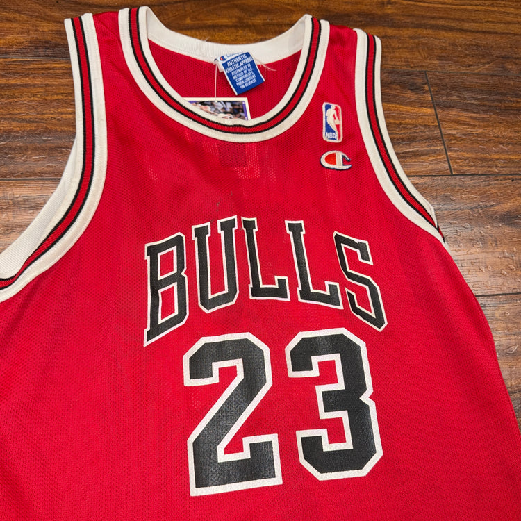 Champion Chicago Bulls Jersey Sz YL