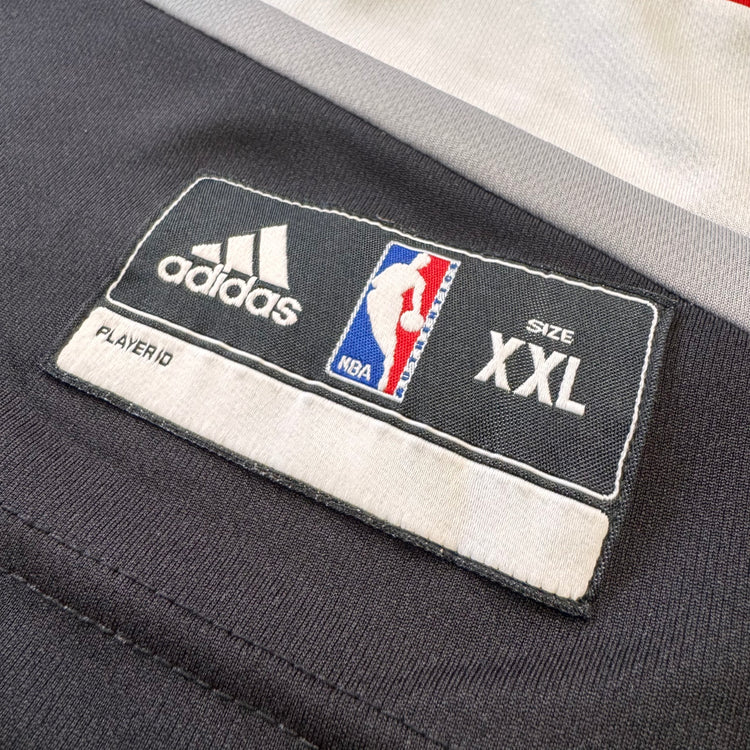 Adidas Signed Lamarcus Jersey Sz 2X
