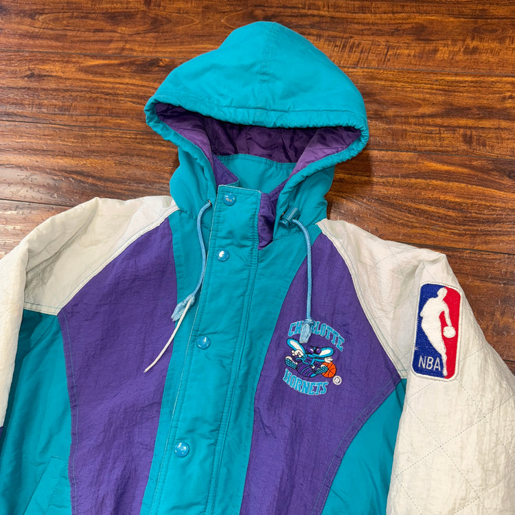 Starter Youth Charlotte Hornets Puffer Sz YM
