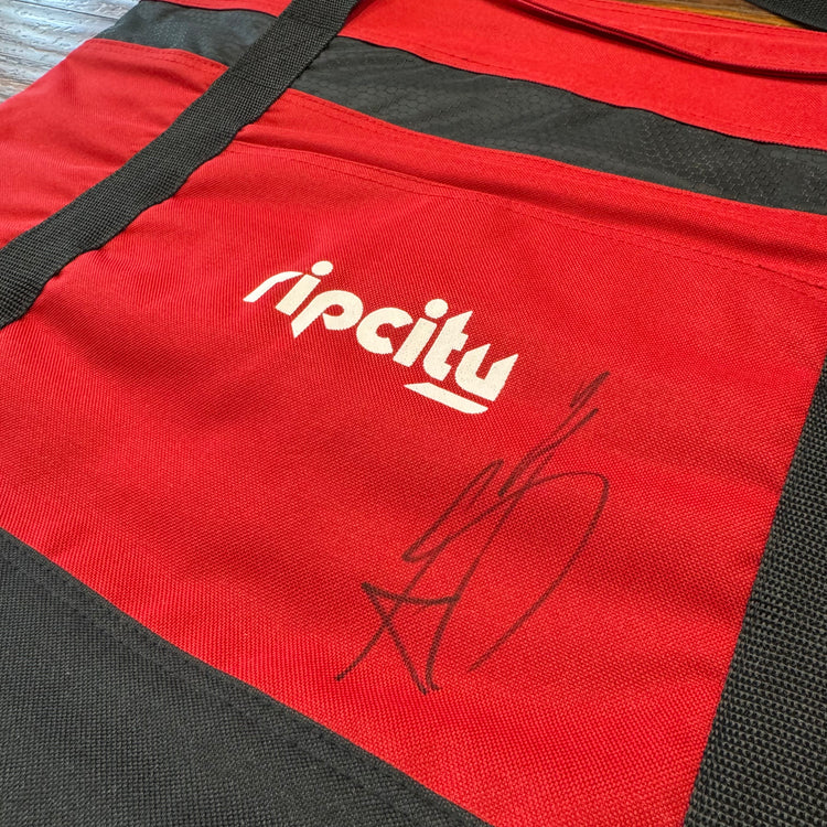 Blazers Autographed Ant Simons Bundle
