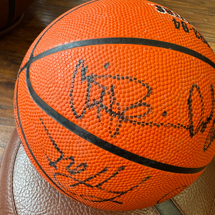 Blazers 1993-94 Team Autographed Ball