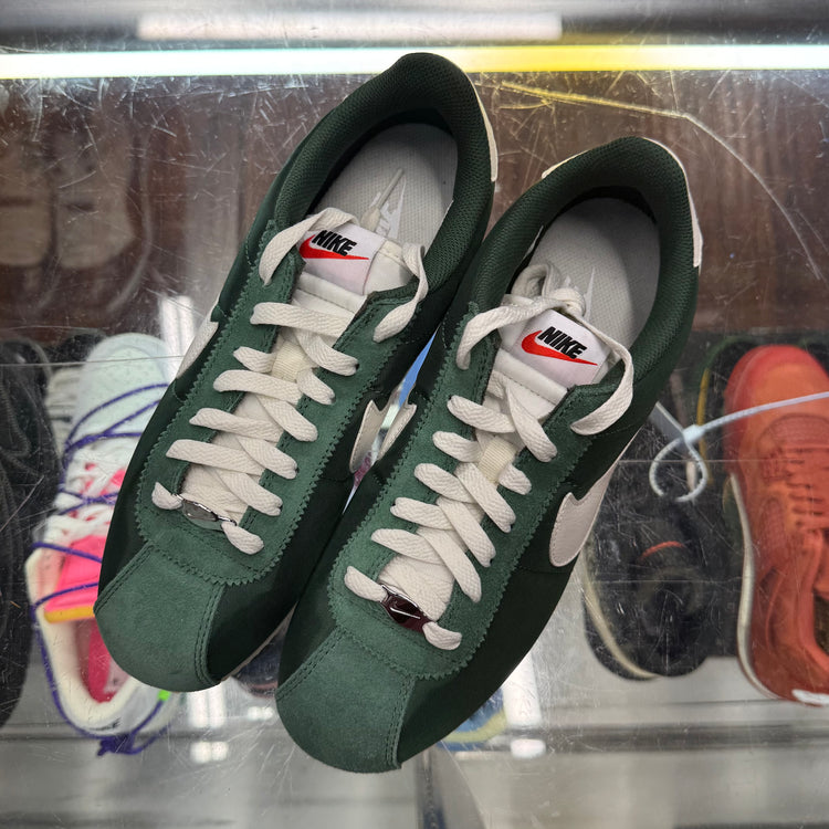PREOWNED Nike Cortez Fir Women’s 9.5
