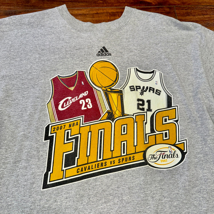 Adidas San Antonio Spurs VS Cleveland Cavaliers Finals Tee Sz XL