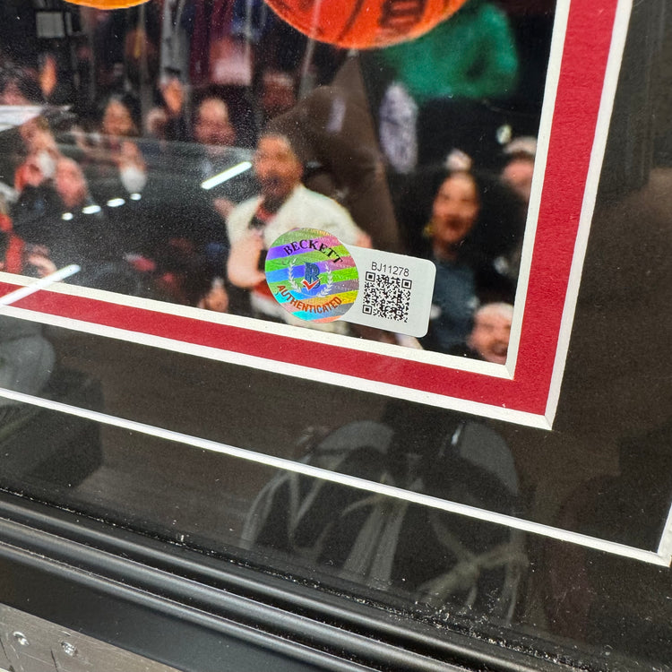 Beckett Authentic Shaedon Sharpe “Dunk” Autographed Framed Photo