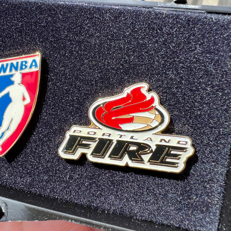 WNBA Early 00’s Pin Set