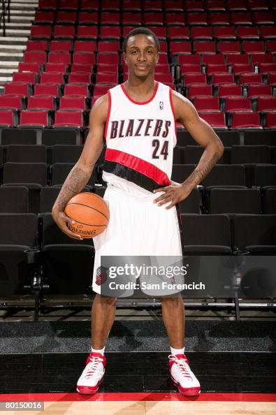 Adidas 2007-08 Blazers Von Wafer Game Issued + Autographed Jersey Sz XL + 2”