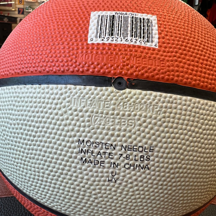 Spalding 00’s WNBA Outdoor Ball