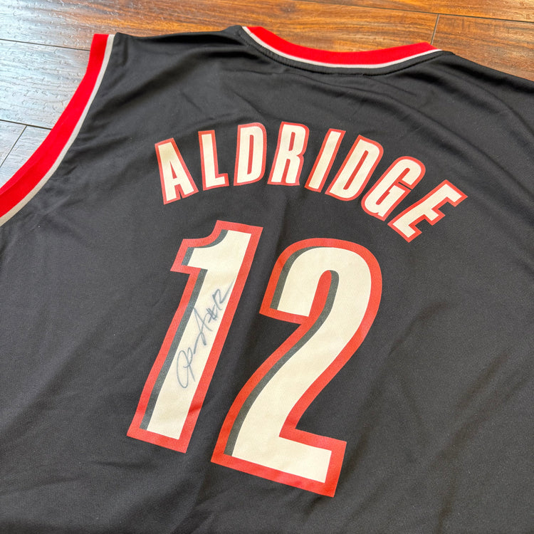 Adidas Signed Lamarcus Jersey Sz 2X