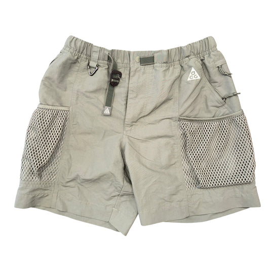 Nike ACG Snowgrass Cargo Shorts Sz S