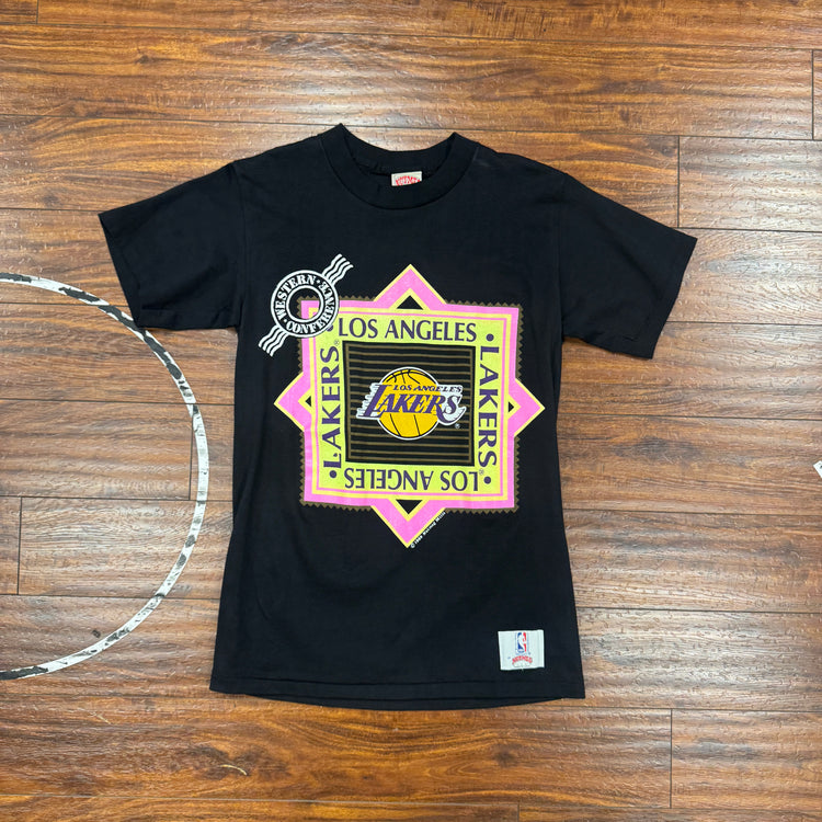 NWOT Nutmeg 1989 Los Angeles Lakers Tee Sz M