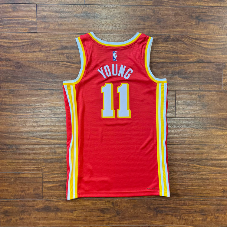 NWT Nike Atlanta Hawks Trae Young Jersey Sz S