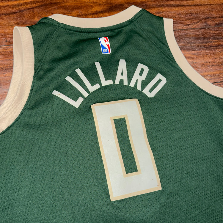 Nike Milwaukee Bucks Damian Lillard Jersey Sz YL