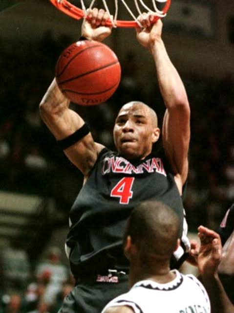 Champion 90's Cincinnati Bearcats Kenyon Martin Jersey Sz M