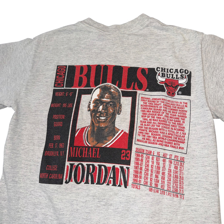Nutmeg 90's Chicago Bulls Michael Jordan Tee Sz L