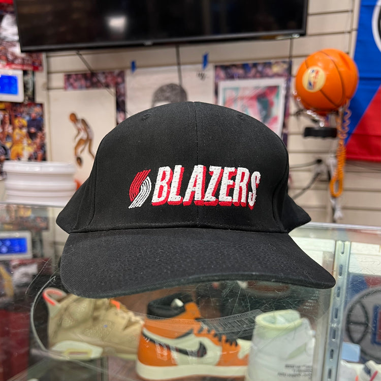 Lightwear Blazers 90's Light-up Hat