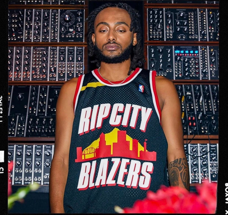 Mitchell & Ness Amine Portland Trail Blazers Jersey Sz M