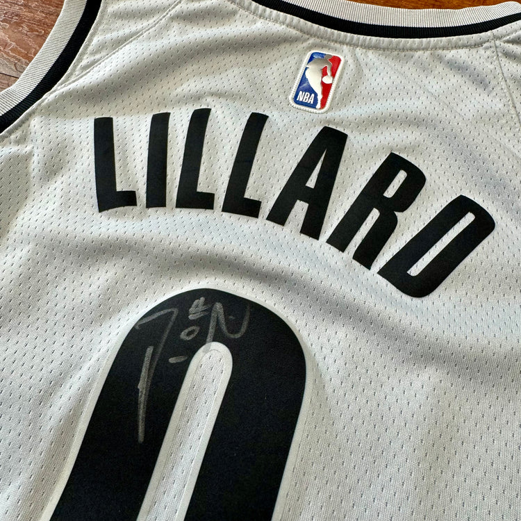 Nike Earned Edition 2020-21 Damian Lillard Autographed Jersey Sz M