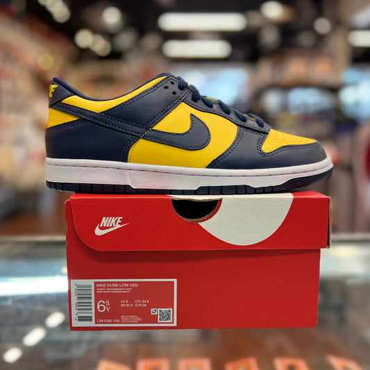 DS Nike Dunk Low Michigan Kid’s 6.5Y