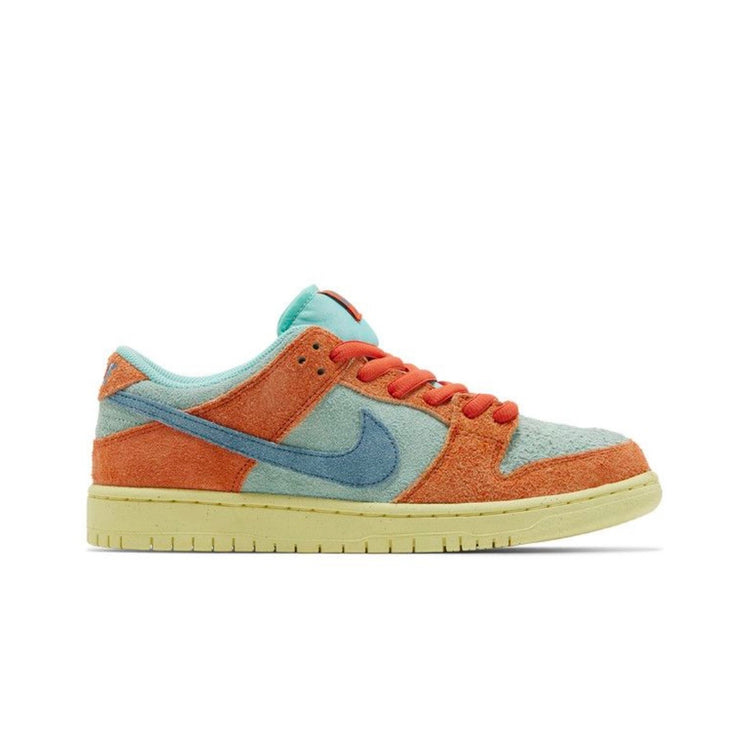 DS Nike SB Low Orange Emerald Men’s 11