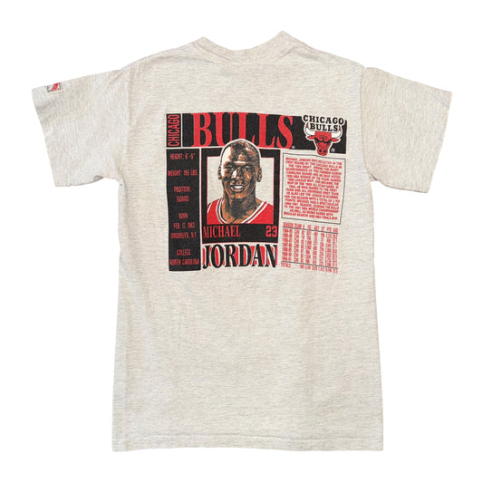 Nutmeg 90's Chicago Bulls Michael Jordan Tee Sz L
