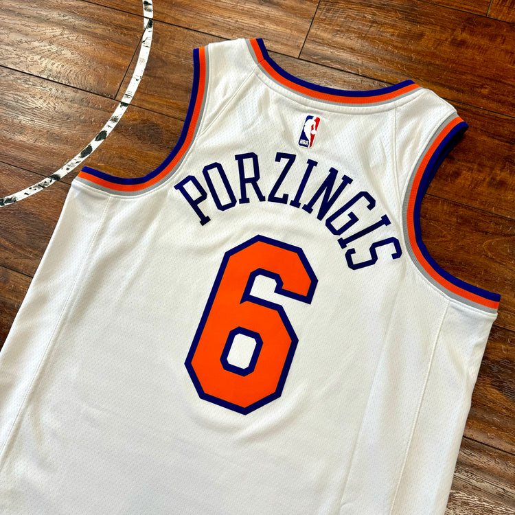 Nike New York Knicks Porzingis Jersey Sz M