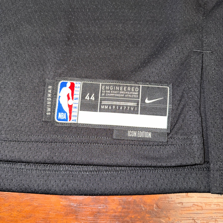 Brooklyn Nets Kyrie Irving Jersey Sz M