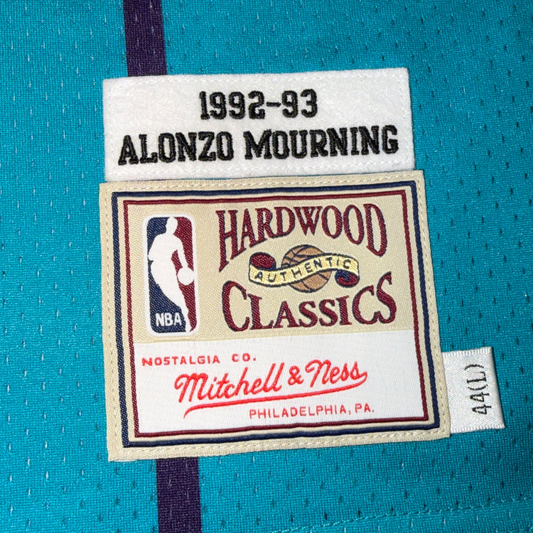 NWT Mitchell & Ness Authentic 1992-93 Charlotte Hornets Alonzo Mourning Away Jersey Sz L