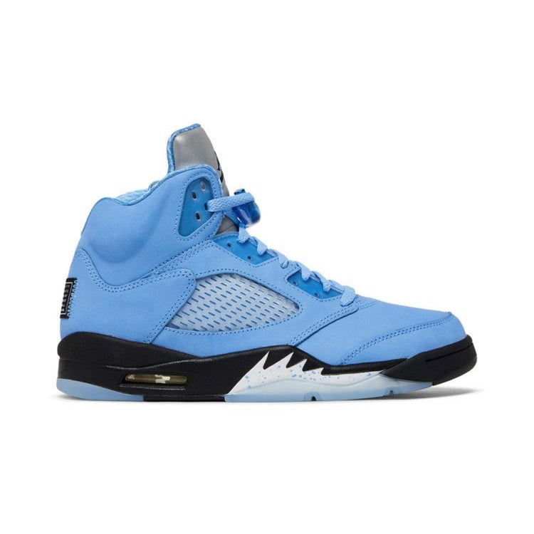 DS Jordan 5 UNC Men’s Sizes