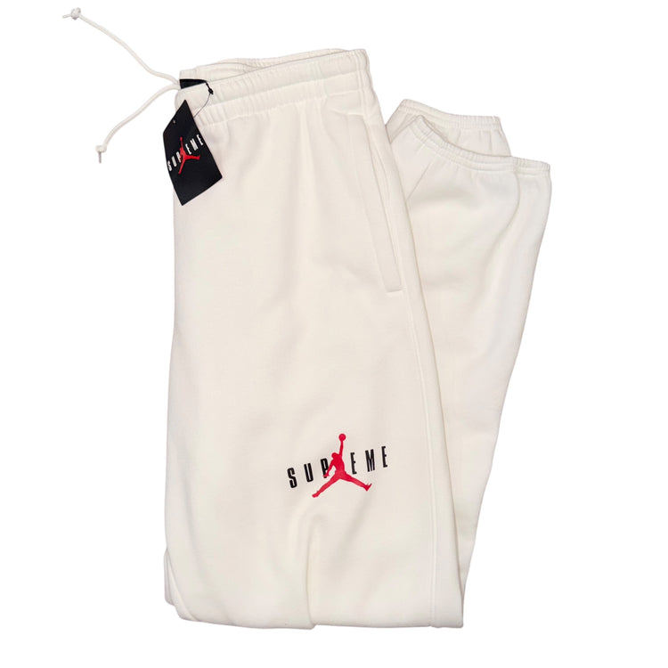 NWT Jordan Supreme Sweats White Sz M