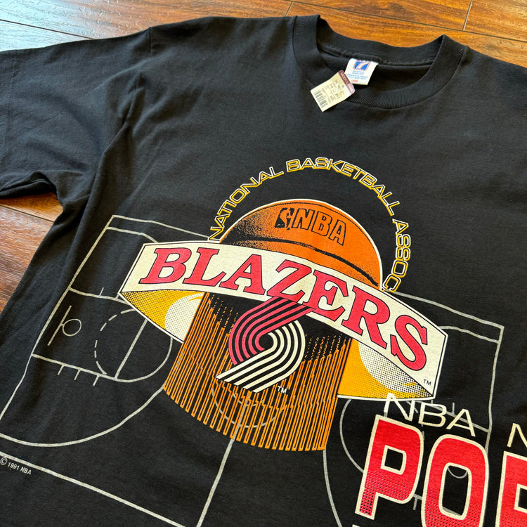 NWT Logo 7 90’s Blazers Court Tee Sz L