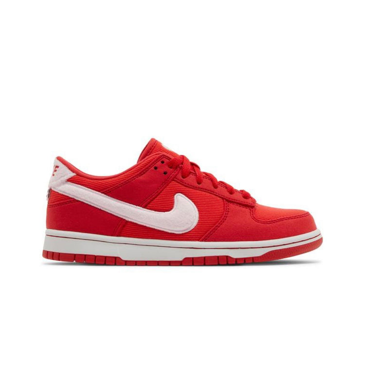 DS Dunk Low V-Day 2024 (GS) Multiple Sizes
