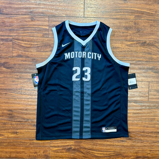 NWT Nike Pistons Blake Griffin Jersey Youth XL