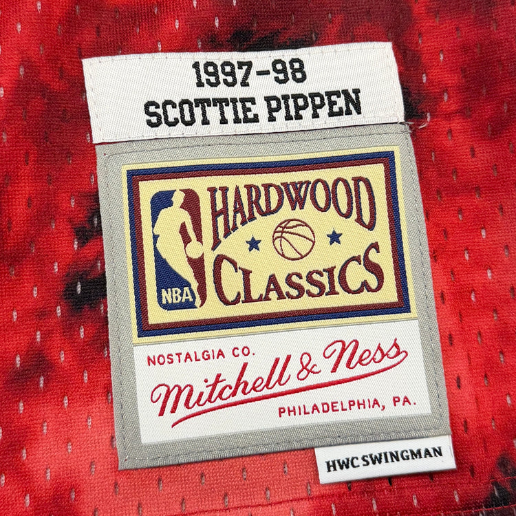 NWT Mitchell & Ness Chicago Bulls Scottie Pippen Jersey Sz S