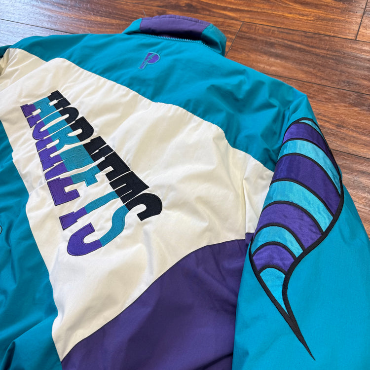 Pro Player 90's Charlotte Hornets Puffer Jacket Sz M
